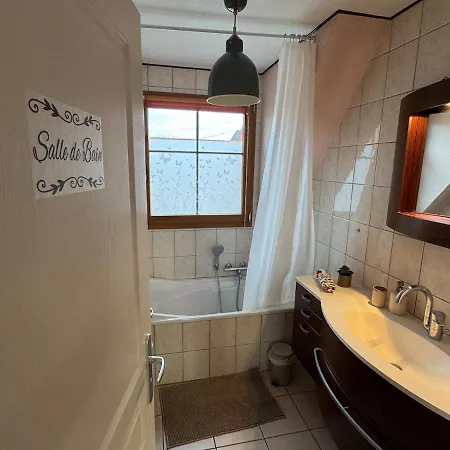 Spacieux Calme Au Coeur De Apartment