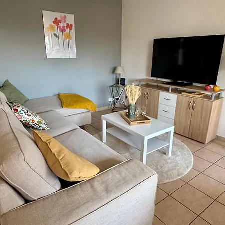 Spacieux Calme Au Coeur De Apartmán